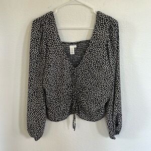 Floral cropped top with tie details